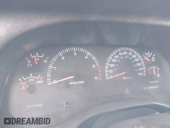 2000 Dodge 1500 with VIN 1B7HF13Z3YJ140812, listed as a IAAI auction lot 42469628 with 174,428 mi miles and . Bid and sale history available at DreamBid. Image 7.