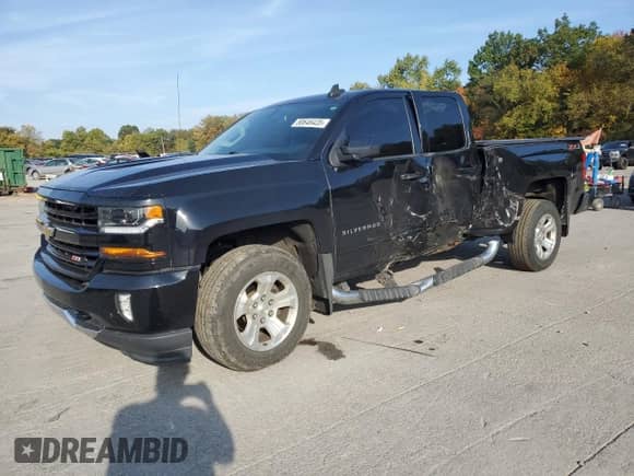 2019 Chevrolet Silverado 1500 LT with VIN 2GCVKPEC6K1240687, listed as a Copart auction lot 80646435 with 76,157 mi miles and Salvage title. Bid and sale history available at DreamBid. Image 1.