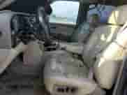 2001 Chevrolet Suburban LT with VIN 3GNGC26U21G119300, listed as a Copart auction lot 68131044 with 147,430 mi miles and Salvage title. Bid and sale history available at DreamBid. Image 7.