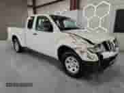 2018 Nissan Frontier S z VIN 1N6BD0CT0JN756979, wystawiony jako Copart lot #83953235 z przebiegiem 146 208 mil mil oraz Czysty tytuł • Clean title. Historia ofert i sprzedaży dostępna na DreamBid. Obrazek 4.