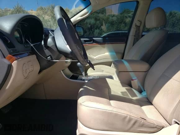 2010 Hyundai Veracruz Limited с VIN KM8NU4CC5AU104092, выставлен на аукционе Copart как лот 65055425 с пробегом 190 755 миль миль и Списание • Salvage title. История ставок и продаж доступна на DreamBid. Изображение 7.