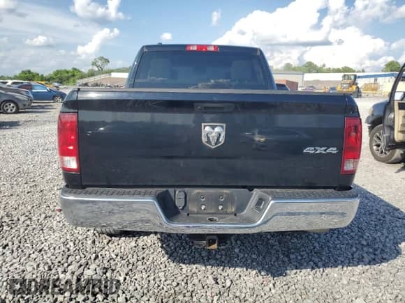 2019 Ram 1500 Tradesman z VIN 1C6RR7KM1KS682245, wystawiony jako Copart lot #56376515 z przebiegiem 37 942 mil mil oraz Szkoda całkowita • Salvage title. Historia ofert i sprzedaży dostępna na DreamBid. Obrazek 6.