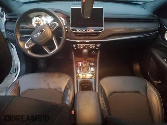 2024 Jeep Compass Latitude with VIN 3C4NJDBN3RT133628, listed as a Copart auction lot 81504385 with 8,745 mi miles and Non repairable. Bid and sale history available at DreamBid. Image 8.