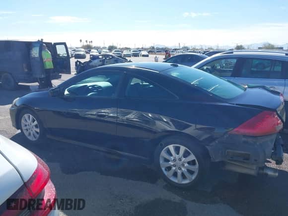 2006 Honda Accord EX-L z VIN 1HGCM82726A011600, wystawiony jako IAAI lot #41631293 z przebiegiem 281 466 mil mil oraz . Historia ofert i sprzedaży dostępna na DreamBid. Obrazek 15.