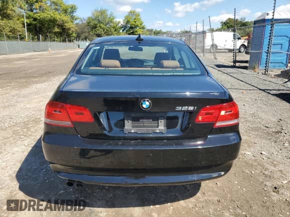 2009 BMW 3 Series 328i с VIN WBAWB33549P135934, выставлен на аукционе Copart как лот 81214015 с пробегом 43 599 миль миль и Списание • Salvage title. История ставок и продаж доступна на DreamBid. Изображение 6.