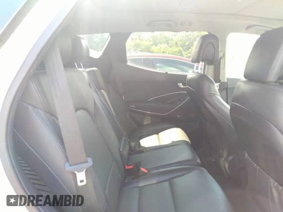 2017 Hyundai Santa Fe Ultimate z VIN 5XYZWDLA6HG424631, wystawiony jako IAAI lot #42560527 z przebiegiem 42 455 mil mil oraz . Historia ofert i sprzedaży dostępna na DreamBid. Obrazek 8.