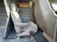 2009 Chevrolet Express Cargo с VIN 1GCHG39C891105437, выставлен на аукционе Copart как лот 86699944 с пробегом Не указан миль и Списание • Salvage title. История ставок и продаж доступна на DreamBid. Изображение 11.