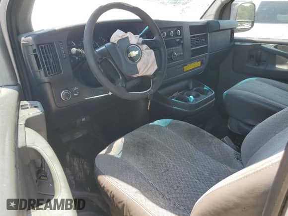 2014 Chevrolet Express Cargo with VIN 1GCSGAFX1E1106537, listed as a Copart auction lot 67952795 with 198,464 mi miles and Salvage title. Bid and sale history available at DreamBid. Image 8.