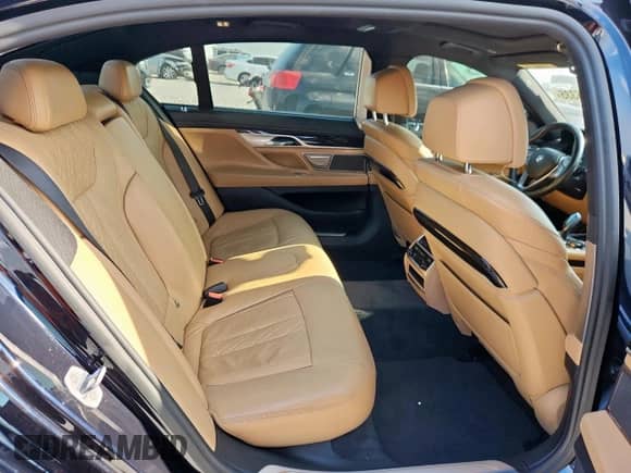 2017 BMW 7 Series ALPINA B7 xDrive с VIN WBA7F2C5XHG422292, выставлен на аукционе Copart как лот 67546335 с пробегом 98 887 миль миль и Чистый • Clean title. История ставок и продаж доступна на DreamBid. Изображение 10.