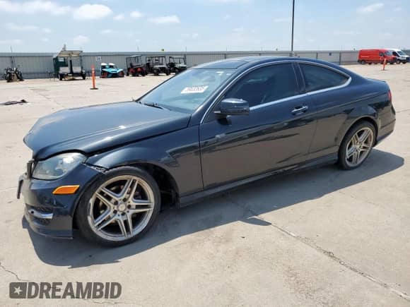 2014 Mercedes-Benz C 250 with VIN WDDGJ4HB6EG295246, listed as a Copart auction lot 59632635 with Not provided miles and Salvage title. Bid and sale history available at DreamBid. Image 1.