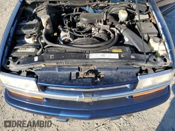 2000 Chevrolet Blazer LS с VIN 1GNCT18W8YK234090, выставлен на аукционе Copart как лот 43063565 с пробегом 96 942 миль миль и Чистый • Clean title. История ставок и продаж доступна на DreamBid. Изображение 11.