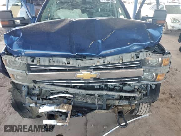 2017 Chevrolet Silverado 2500HD Work Truck z VIN 1GC2KUEG0HZ151797, wystawiony jako Copart lot #67667085 z przebiegiem 225 607 mil mil oraz Szkoda całkowita • Salvage title. Historia ofert i sprzedaży dostępna na DreamBid. Obrazek 11.
