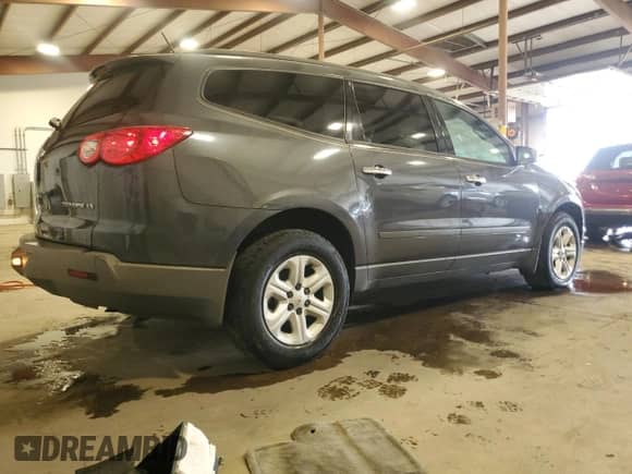 2011 Chevrolet Traverse LS с VIN 1GNKREED8BJ159327, выставлен на аукционе Copart как лот 84226585 с пробегом 150 000 миль миль и Списание • Salvage title. История ставок и продаж доступна на DreamBid. Изображение 3.