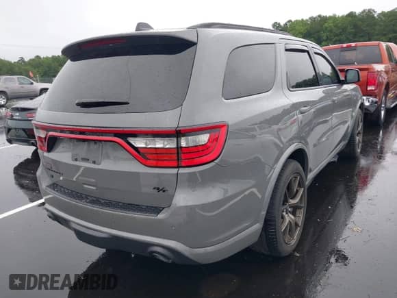 2025 Dodge Durango R/T Plus с VIN 1C4SDJCT2SC502289, выставлен на аукционе IAAI как лот 42920892 с пробегом 8 393 миль миль и . История ставок и продаж доступна на DreamBid. Изображение 4.