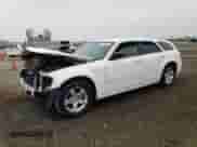 2007 Dodge Magnum with VIN 2D4FV47V57H623322, listed as a Copart auction lot 73356244 with 200,976 mi miles and Salvage title. Bid and sale history available at DreamBid. Image 1.