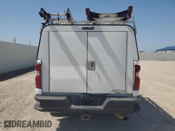 2020 Chevrolet Silverado 2500HD Work Truck z VIN 1GC5WLE78LF199330, wystawiony jako Copart lot #55945235 z przebiegiem 229 515 mil mil oraz Czysty tytuł • Clean title. Historia ofert i sprzedaży dostępna na DreamBid. Obrazek 6.