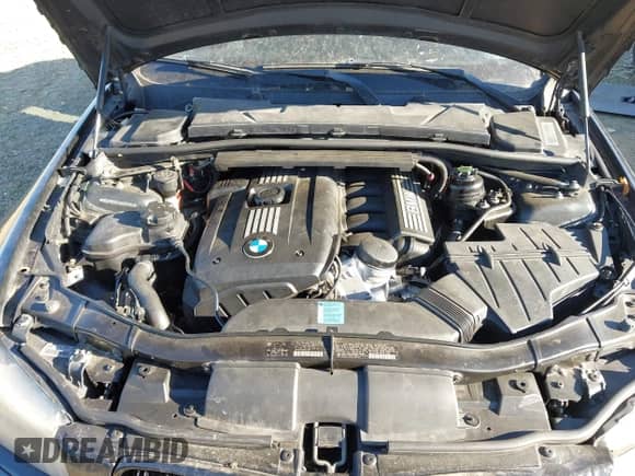 2011 BMW 3 Series 328i xDrive с VIN WBAPK5C52BA657504, выставлен на аукционе IAAI как лот 43458153 с пробегом Не указан миль и . История ставок и продаж доступна на DreamBid. Изображение 10.