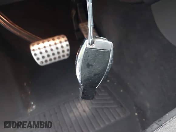 2017 Mercedes-Benz GLS 63 AMG with VIN 4JGDF7FE4HA752670, listed as a IAAI auction lot 41479746 with 105,653 mi miles and . Bid and sale history available at DreamBid. Image 11.