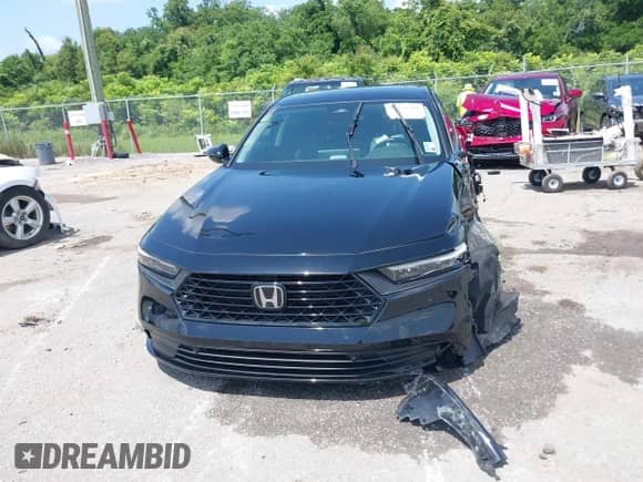 2024 Honda Accord EX-L z VIN 1HGCY2F64RA018460, wystawiony jako IAAI lot #42433319 z przebiegiem 28 288 mil mil oraz . Historia ofert i sprzedaży dostępna na DreamBid. Obrazek 12.