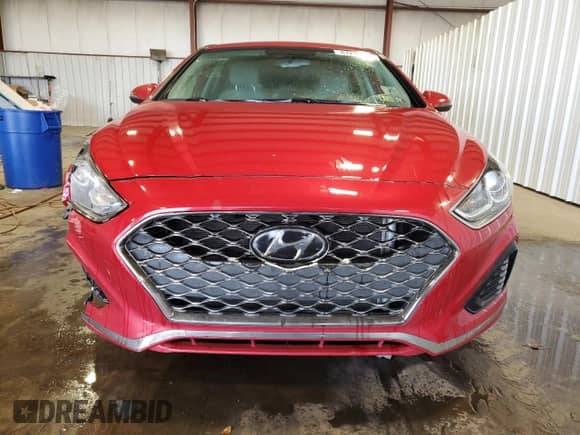 2019 Hyundai Sonata Sport с VIN 5NPE34AF2KH767667, выставлен на аукционе Copart как лот 87214835 с пробегом 69 377 миль миль и Списание • Salvage title. История ставок и продаж доступна на DreamBid. Изображение 5.