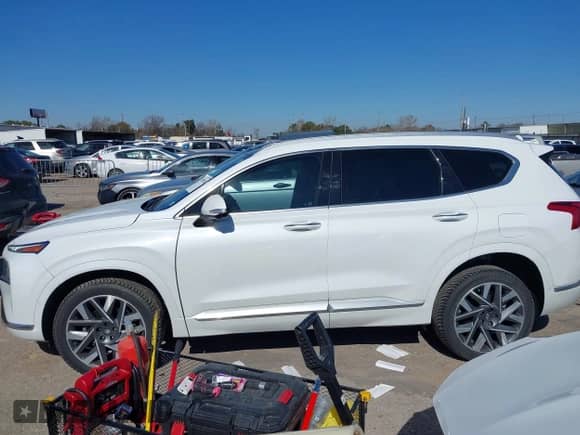 2021 Hyundai Santa Fe Calligraphy с VIN 5NMS5DAL1MH360376, выставлен на аукционе IAAI как лот 41395282 с пробегом 50 275 миль миль и . История ставок и продаж доступна на DreamBid. Изображение 15.