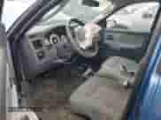 2005 Dodge Dakota z VIN 1D7HW22N85S164328, wystawiony jako Copart lot #50151155 z przebiegiem Nie podano mil oraz Szkoda całkowita • Salvage title. Historia ofert i sprzedaży dostępna na DreamBid. Obrazek 8.