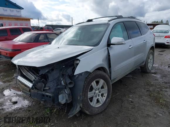 2011 Chevrolet Traverse 2LT with VIN 1GNKVJED8BJ322479, listed as a IAAI auction lot 43099790 with Not provided miles and . Bid and sale history available at DreamBid. Image 2.