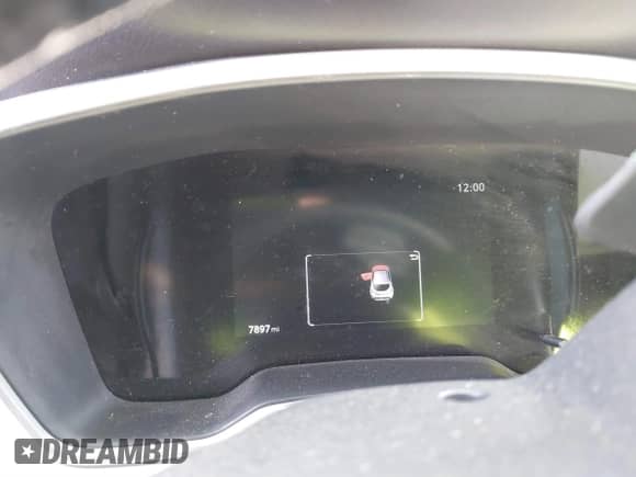 2025 Toyota Corolla XSE with VIN JTNC4MBEXS3242177, listed as a IAAI auction lot 41820383 with 7,897 mi miles and . Bid and sale history available at DreamBid. Image 7.