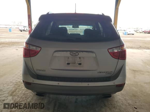 2008 Hyundai Veracruz GLS z VIN KM8NU13C08U076338, wystawiony jako Copart lot #69682475 z przebiegiem 177 065 mil mil oraz Czysty tytuł • Clean title. Historia ofert i sprzedaży dostępna na DreamBid. Obrazek 6.