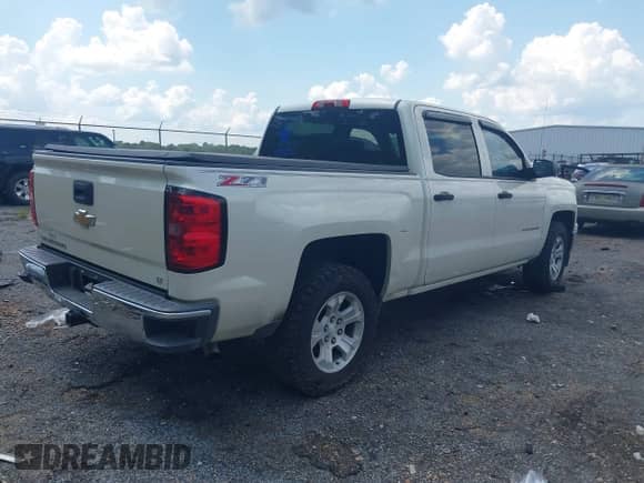 2014 Chevrolet Silverado 1500 LT с VIN 3GCUKREC6EG223889, выставлен на аукционе IAAI как лот 42525774 с пробегом 240 777 миль миль и . История ставок и продаж доступна на DreamBid. Изображение 4.