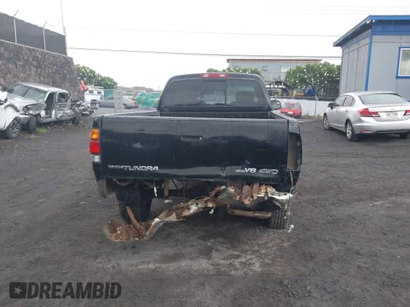 2001 Toyota Tundra Limited z VIN 5TBBT48131S129314, wystawiony jako IAAI lot #42419214 z przebiegiem 169 024 mil mil oraz . Historia ofert i sprzedaży dostępna na DreamBid. Obrazek 16.