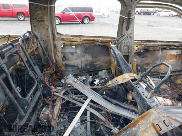 2019 Ram 1500 Limited z VIN 1C6SRFHT6KN594249, wystawiony jako IAAI lot #42182115 z przebiegiem Nie podano mil oraz . Historia ofert i sprzedaży dostępna na DreamBid. Obrazek 8.