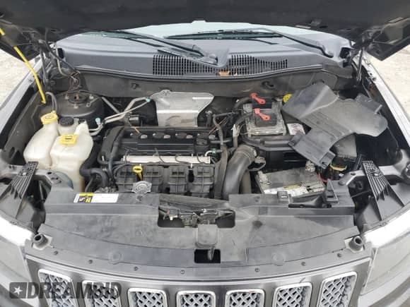 2015 Jeep Compass High Altitude with VIN 1C4NJCEA8FD305303, listed as a Copart auction lot 42140715 with 146,718 mi miles and Salvage title. Bid and sale history available at DreamBid. Image 12.