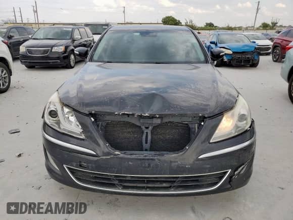 2012 Hyundai Genesis 3.8L с VIN KMHGC4DD1CU191057, выставлен на аукционе Copart как лот 81210045 с пробегом 170 652 миль миль и Чистый • Clean title. История ставок и продаж доступна на DreamBid. Изображение 5.