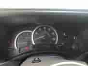 2004 Cadillac Escalade ESV Platinum Edition z VIN 3GYFK66N84G213333, wystawiony jako Copart lot #59950535 z przebiegiem 189 699 mil mil oraz Czysty tytuł • Clean title. Historia ofert i sprzedaży dostępna na DreamBid. Obrazek 9.