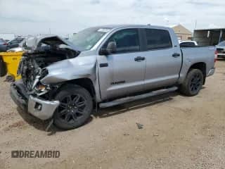 2020 Toyota Tundra SR5 with VIN 5TFEY5F18LX259889, listed as a Copart auction lot 67958305 with 111,889 mi miles and Salvage title. Bid and sale history available at DreamBid. Image 1.