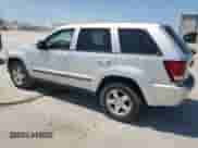 2007 Jeep Grand Cherokee Laredo z VIN 1J8GS48K67C661359, wystawiony jako Copart lot #58337855 z przebiegiem 169 674 mil mil oraz Szkoda całkowita • Salvage title. Historia ofert i sprzedaży dostępna na DreamBid. Obrazek 2.