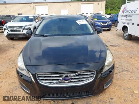 2012 Volvo S60 T5 с VIN YV1622FS9C2041335, выставлен на аукционе IAAI как лот 42697828 с пробегом 141 412 миль миль и . История ставок и продаж доступна на DreamBid. Изображение 11.