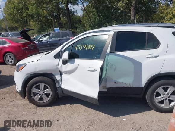 2020 Chevrolet Trax LS с VIN KL7CJKSB3LB322528, выставлен на аукционе IAAI как лот 43374297 с пробегом 31 526 миль миль и . История ставок и продаж доступна на DreamBid. Изображение 14.