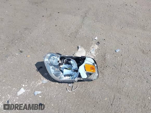 2006 Ford Explorer Limited with VIN 1FMEU75E96UA20283, listed as a IAAI auction lot 42427431 with 236,141 mi miles and . Bid and sale history available at DreamBid. Image 12.