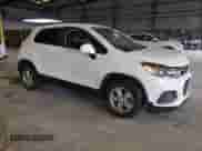 2022 Chevrolet Trax LS с VIN KL7CJKSM3NB527738, выставлен на аукционе Copart как лот 64237035 с пробегом 79 796 миль миль и Списание • Salvage title. История ставок и продаж доступна на DreamBid. Изображение 4.