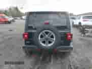 2022 Jeep Wrangler Unlimited Sahara z VIN 1C4HJXEG4NW186063, wystawiony jako IAAI lot #40927600 z przebiegiem 22 430 mil mil oraz . Historia ofert i sprzedaży dostępna na DreamBid. Obrazek 16.