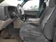 2000 Chevrolet Suburban LT z VIN 3GNFK16T7YG150665, wystawiony jako Copart lot #76552064 z przebiegiem 214 608 mil mil oraz Szkoda całkowita • Salvage title. Historia ofert i sprzedaży dostępna na DreamBid. Obrazek 7.