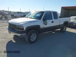 2001 Chevrolet Silverado 2500 z VIN 1GCGK29U81Z218548, wystawiony jako IAAI lot #41442231 z przebiegiem 209 009 mil mil oraz . Historia ofert i sprzedaży dostępna na DreamBid. Obrazek 2.