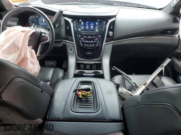 2020 Cadillac Escalade ESV Platinum with VIN 1GYS4KKJXLR229181, listed as a Copart auction lot 69981695 with 131,795 mi miles and Salvage title. Bid and sale history available at DreamBid. Image 8.