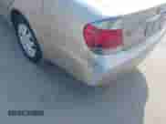 2005 Toyota Camry STD with VIN 4T1BE32K65U408914, listed as a IAAI auction lot 43161736 with 172,417 mi miles and . Bid and sale history available at DreamBid. Image 6.