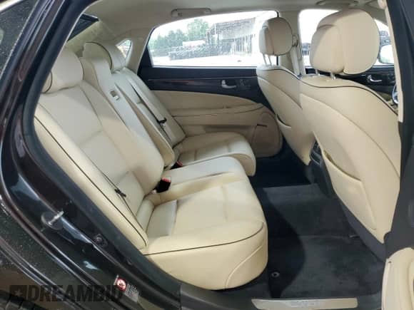 2016 Hyundai Equus Signature z VIN KMHGH4JH8GU101059, wystawiony jako Copart lot #53565565 z przebiegiem 38 832 mil mil oraz Szkoda całkowita • Salvage title. Historia ofert i sprzedaży dostępna na DreamBid. Obrazek 10.