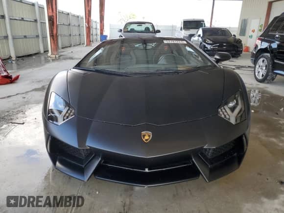 2015 Lamborghini Aventador with VIN ZHWUR1ZD5FLA03450, listed as a Copart auction lot 53781224 with 8,471 mi miles and Salvage title. Bid and sale history available at DreamBid. Image 5.