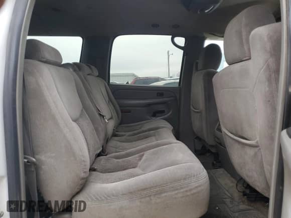 2005 Chevrolet Suburban LS с VIN 3GNEC16Z65G248353, выставлен на аукционе Copart как лот 51987225 с пробегом 278 215 миль миль и Списание • Salvage title. История ставок и продаж доступна на DreamBid. Изображение 11.