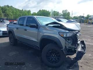 2023 Chevrolet Colorado 4WD Trail Boss с VIN 1GCPTEEK1P1174306, выставлен на аукционе IAAI как лот 42557655 с пробегом Не указан миль и . История ставок и продаж доступна на DreamBid. Изображение 1.